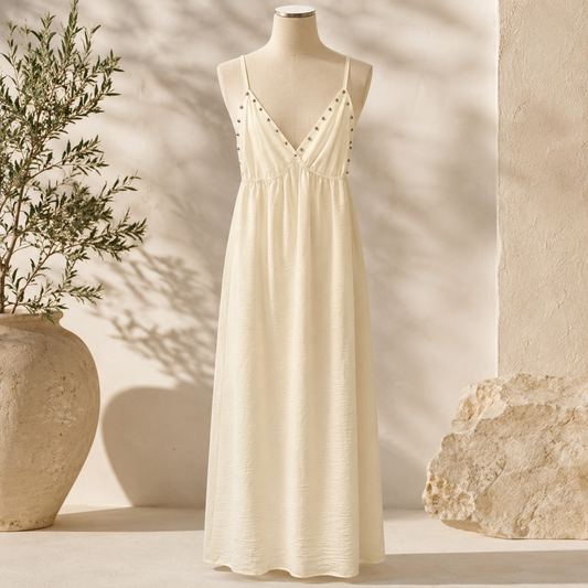 ✨ Robe Longue Blanche à Clous ✨